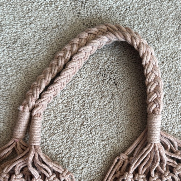 Elegant Pink Woven Tote Bag - Picture 3 of 5